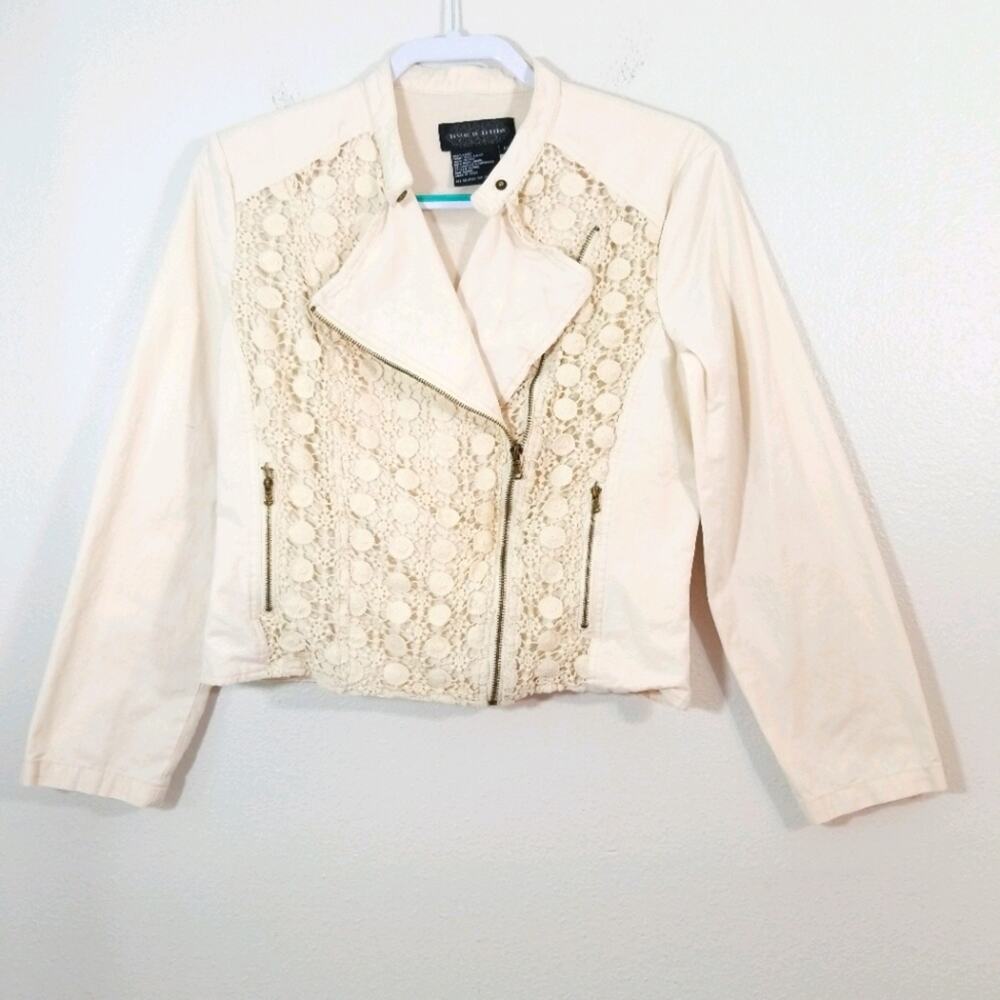 Live A Little cream lace cropped moto jacket M